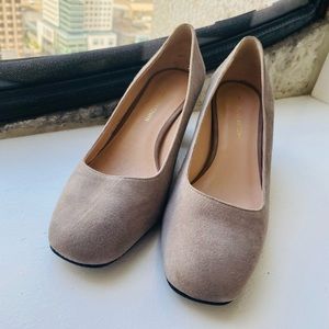 CHRISTMAS SALE Brand new Stuart weitzman pumps